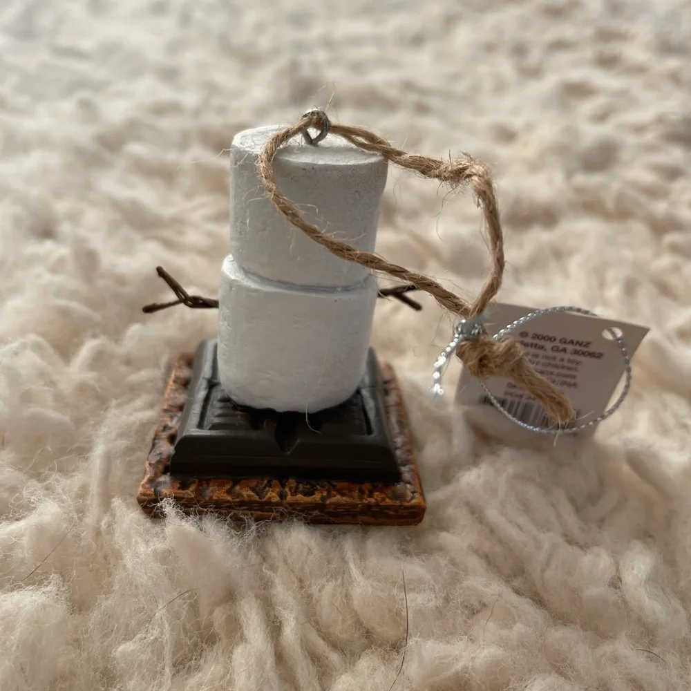 🎯 3 for $15: NWT S’mores snowman Christmas ornament - Picture 3 of 4